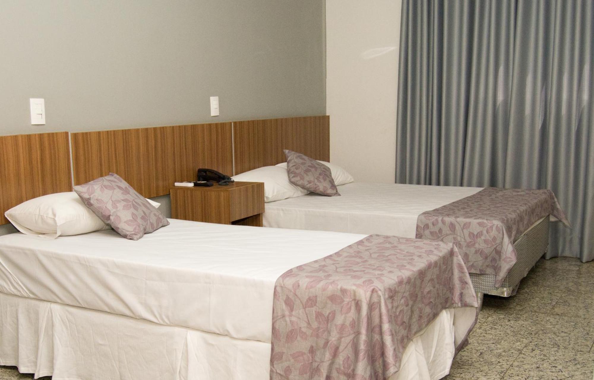 Bombonato Hotel - Facil Acesso Ao Aeroporto E Parque De Exposicoes Abcz Uberaba Dış mekan fotoğraf