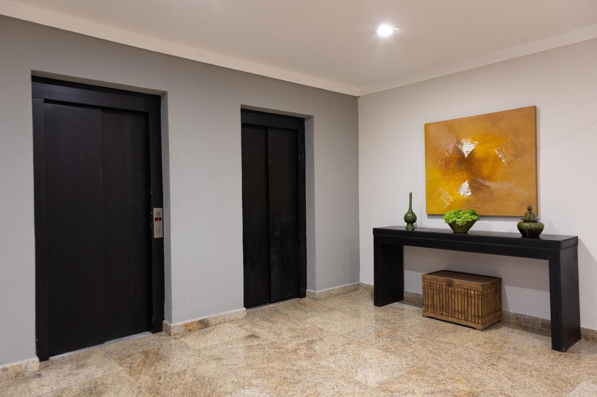 Bombonato Hotel - Facil Acesso Ao Aeroporto E Parque De Exposicoes Abcz Uberaba Dış mekan fotoğraf