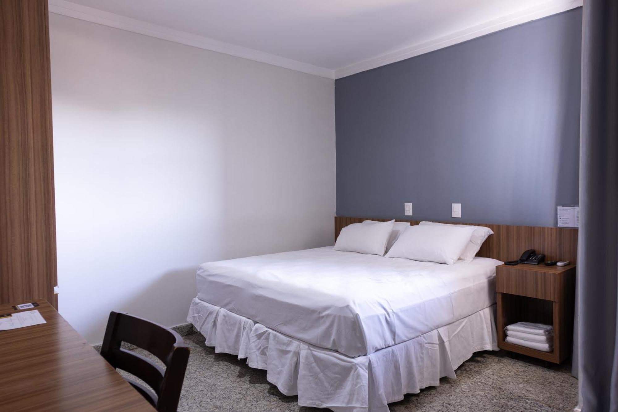 Bombonato Hotel - Facil Acesso Ao Aeroporto E Parque De Exposicoes Abcz Uberaba Dış mekan fotoğraf