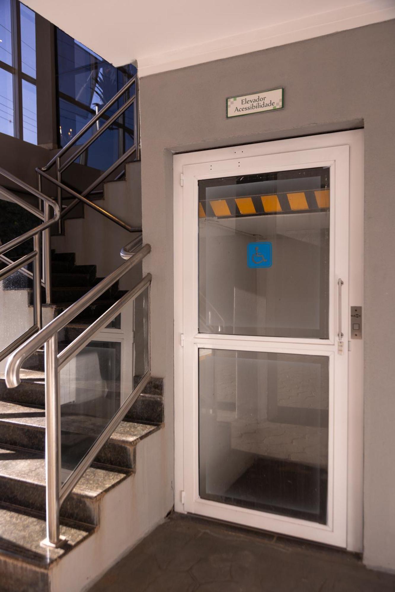 Bombonato Hotel - Facil Acesso Ao Aeroporto E Parque De Exposicoes Abcz Uberaba Dış mekan fotoğraf