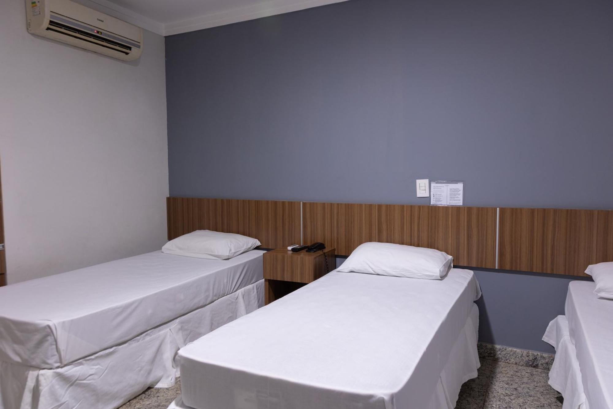 Bombonato Hotel - Facil Acesso Ao Aeroporto E Parque De Exposicoes Abcz Uberaba Dış mekan fotoğraf